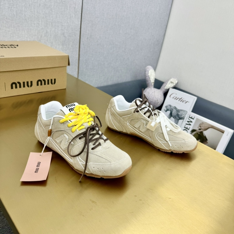 Miu Miu Casual Shoes